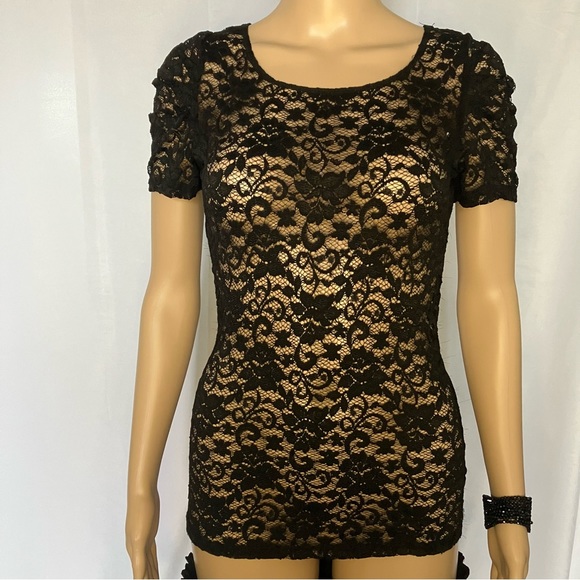 Zara Skort, Includes Top + Bracelet - Picture 5 of 11